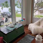 펜션 Reinefjorden *