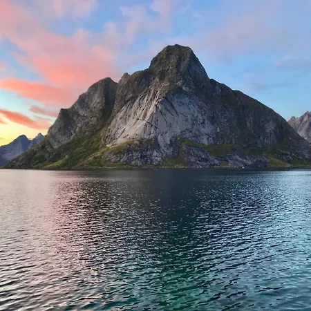 Reinefjorden * Reine